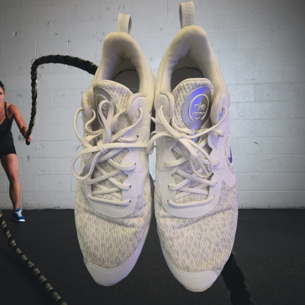 Nike Renew In-Season TR 11 Women’s Sneakers | Size 9.5 | White/Platinum